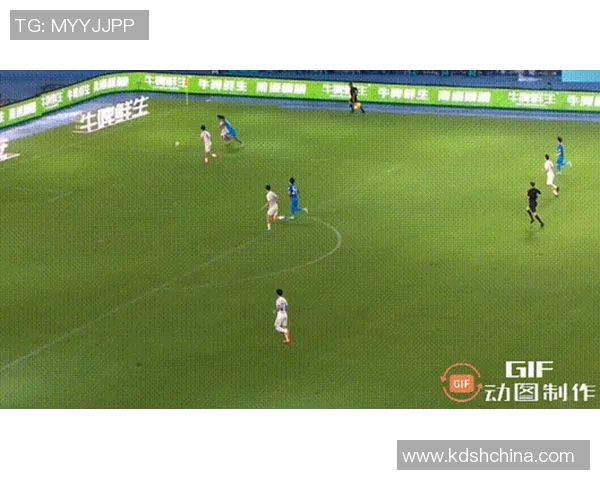 足球明星频频犯低级错误背后的心理因素与职业素养探讨