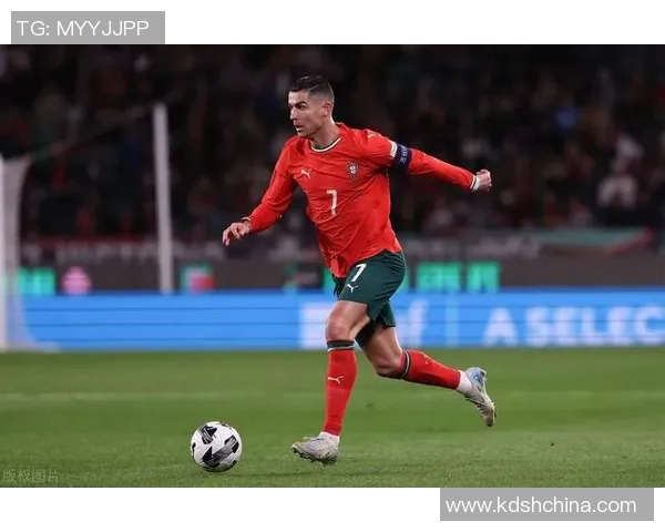 C罗足球明星精彩瞬间集锦视频回顾与分析